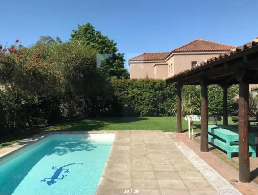 Villa Olivos al 100, Villa Olivos