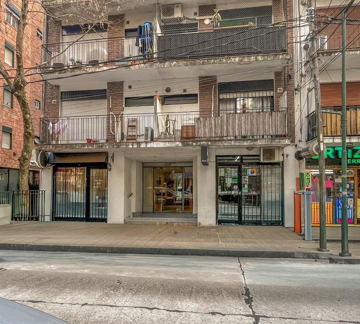 General Justo José de Urquiza al 100, Acassuso