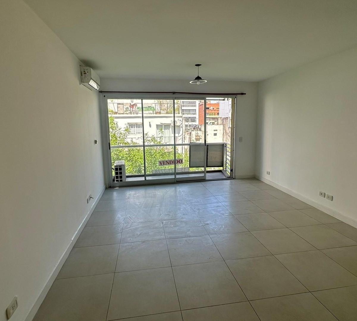 Arcos al 2800, Belgrano
