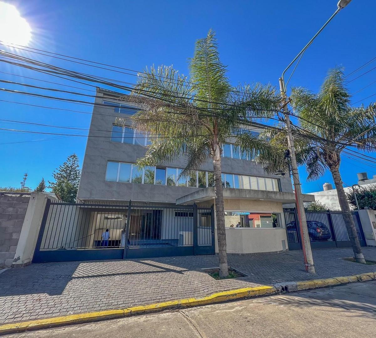 Dr. Nicolás Repetto al 3300, Olivos